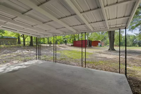 308 E Daingerfield St, Omaha, TX 75571 photo 39
