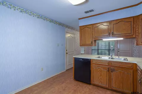 182 Ida Ln, Longview, TX 75604 photo 10