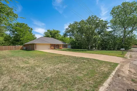 209 Olive St, Van, TX 75790 photo 31