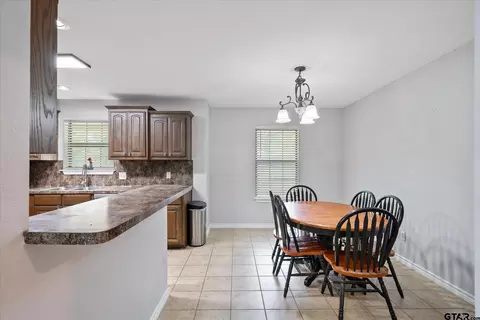 209 Olive St, Van, TX 75790 photo 10