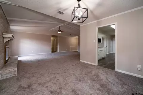 2309 Rande St, Longview, TX 75605 photo 6