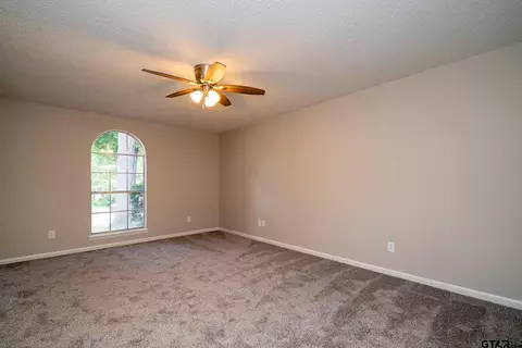 2309 Rande St, Longview, TX 75605 photo 14