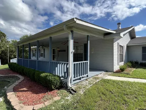 580 County Road 1388, Yantis, TX 75497 photo 2