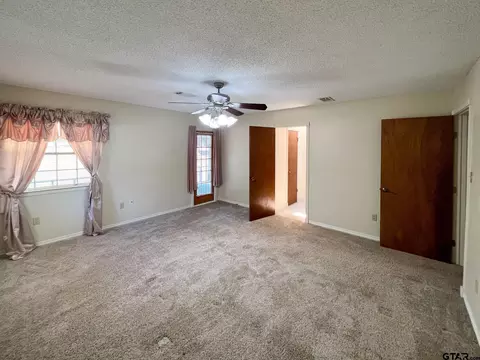 580 County Road 1388, Yantis, TX 75497 photo 15