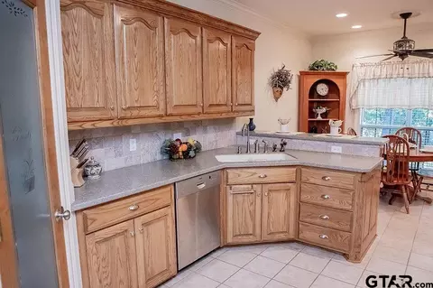 436 Hideaway Ln E, Hideaway, TX 75771 photo 24