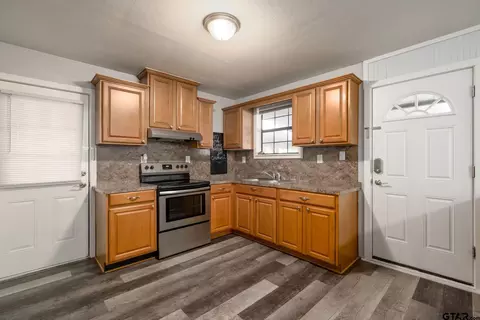 280 Maple Dr, Murchison, TX 75778 photo 4