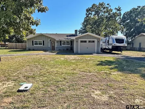 247 Hideaway Ln E, Hideaway, TX 75771 photo 2