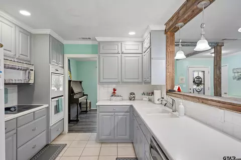 220 E Texas St, Van, TX 75790 photo 24