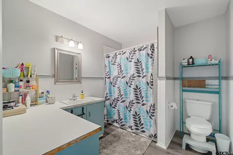 220 E Texas St, Van, TX 75790 photo 15