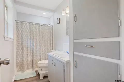 220 E Texas St, Van, TX 75790 photo 19