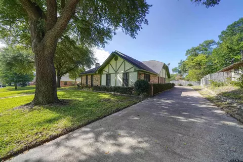 3909 Post Oak, Tyler, TX 75703 photo 4