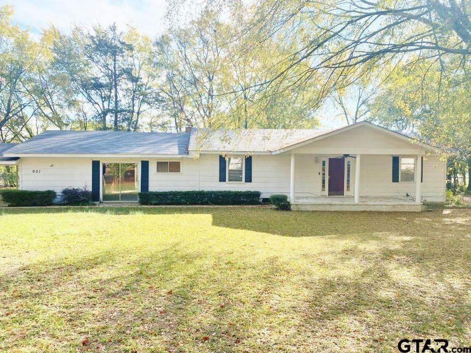 901 Bert St, Daingerfield, TX 75638 11 Photos MLS 10158476 Movoto