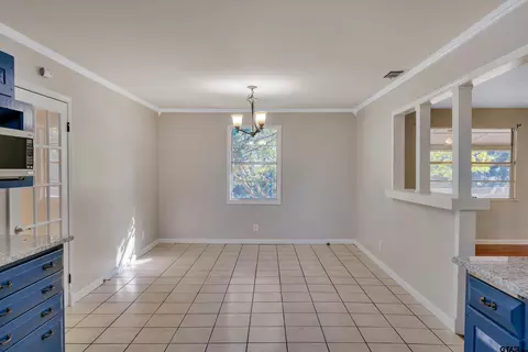 1912 Redmon Rd, Longview, TX 75602 photo 9
