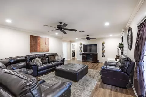 1508 Centenary, Longview, TX 75601 photo 17