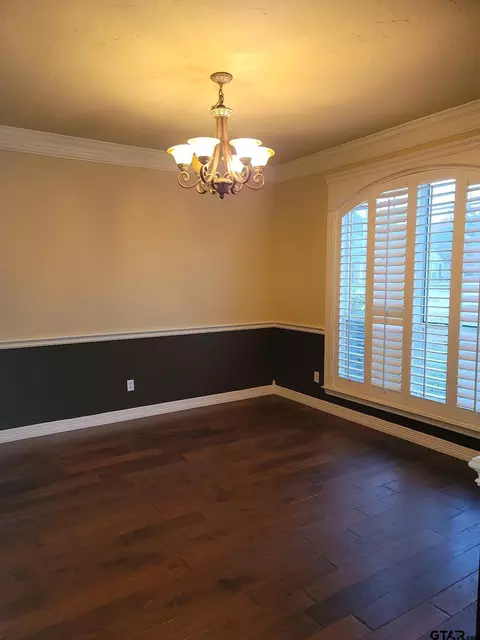 112 Colt St, Longview, TX 75604 photo 15
