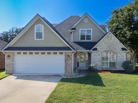 112 Colt St, Longview, TX 75604 photo 1