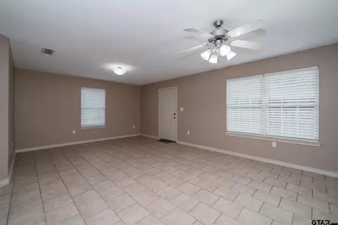 1202 Silver Spur, Longview, TX 75604 photo 8