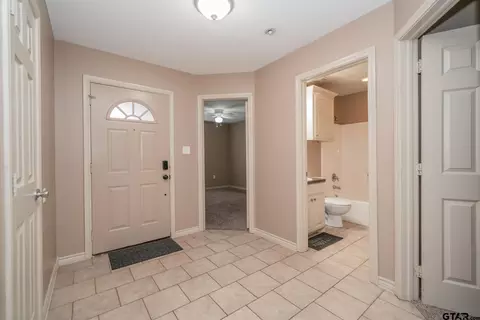 1202 Silver Spur, Longview, TX 75604 photo 5