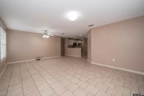 1202 Silver Spur, Longview, TX 75604 photo 10