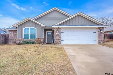 370 Molly Ln, Lindale, TX 75771 photo 1