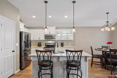 370 Molly Ln, Lindale, TX 75771 photo 7