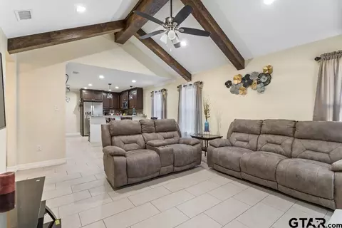 402 E Mims, Tyler, TX 75702 photo 10
