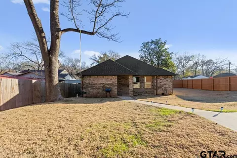 402 E Mims, Tyler, TX 75702 photo 15