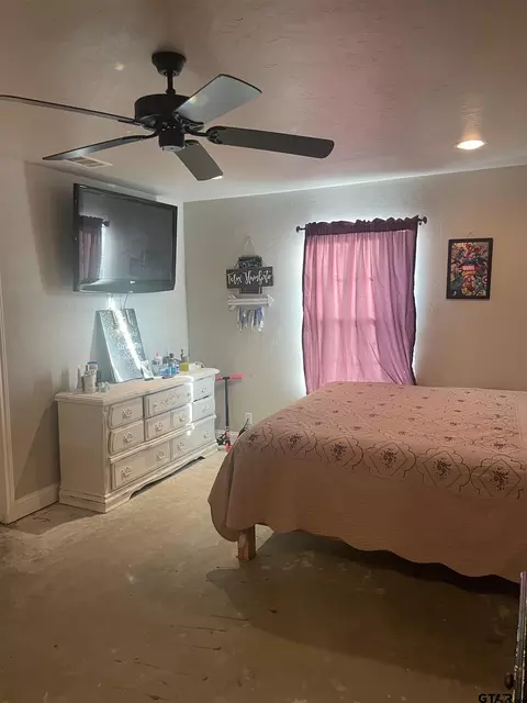 913 E 9th, Mount Pleasant, TX 75455 photo 13