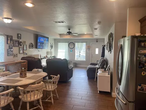 913 E 9th, Mount Pleasant, TX 75455 photo 8