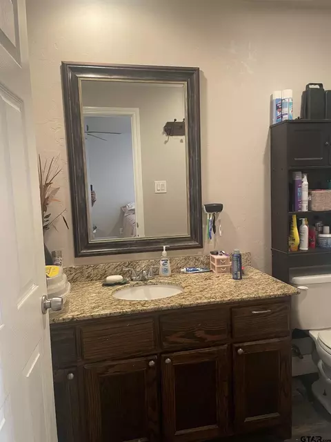 913 E 9th, Mount Pleasant, TX 75455 photo 14