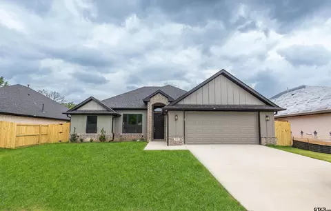 19143 Ambrosia Dr, Flint, TX 75762