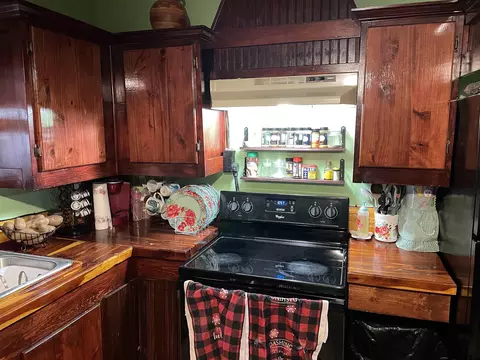 408 First St, Como, TX 75431 photo 10