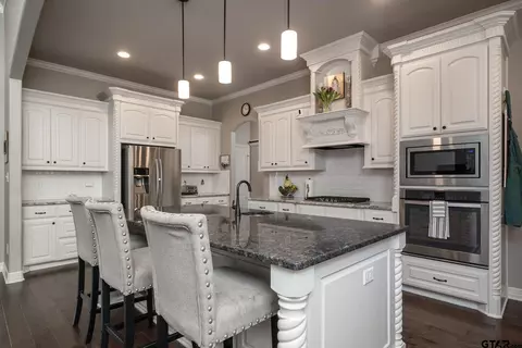 7741 Hickory Spring Ln, Tyler, TX 75703 photo 6