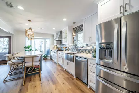 534 E Hide A Way Ln E, Hideaway, TX 75771 photo 5