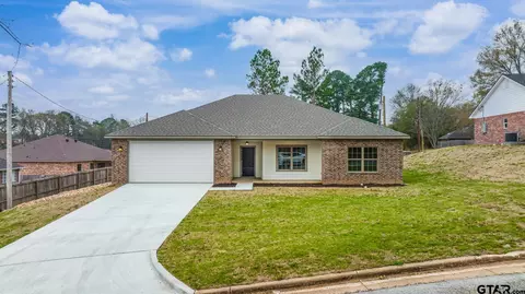 1501 Pinecrest St, Gilmer, TX 75644 photo 21