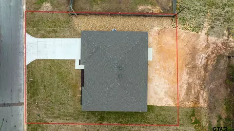 1501 Pinecrest St, Gilmer, TX 75644 photo 23