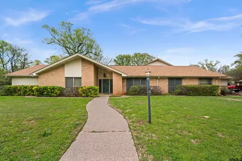 2700 Sunnybrook Dr, Tyler, TX 75701