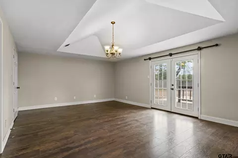 515 E 3rd St, Mount Pleasant, TX 75455 photo 13