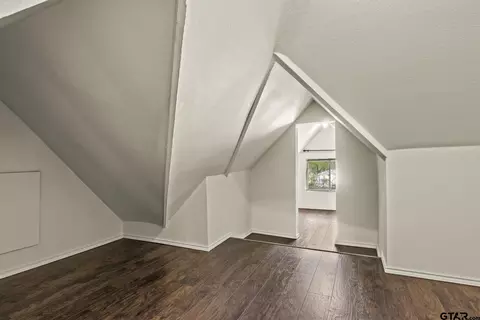 515 E 3rd St, Mount Pleasant, TX 75455 photo 18