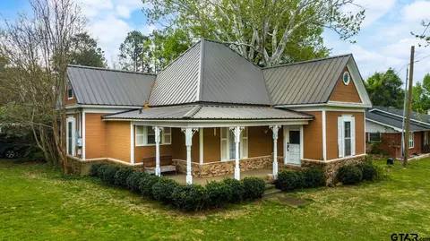 723 S Walnut, Winnsboro, TX 75494