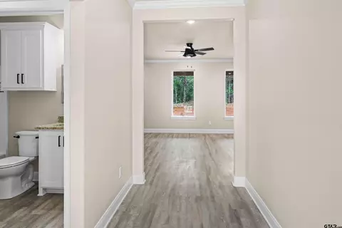 19430 Cedarpark Pl, Lindale, TX 75771 photo 2