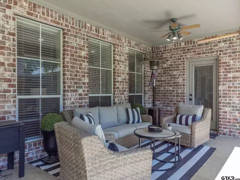 1006 Lovers Ln, Longview, TX 75604 photo 22