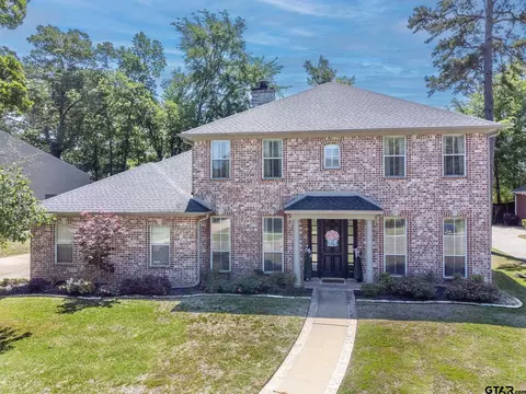 1006 Lovers Ln, Longview, TX 75604 photo 1