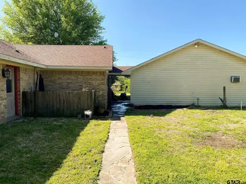 109 Ebony, Van, TX 75790 photo 7