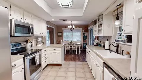 527 Hideaway Ln E, Hideaway, TX 75771 photo 21
