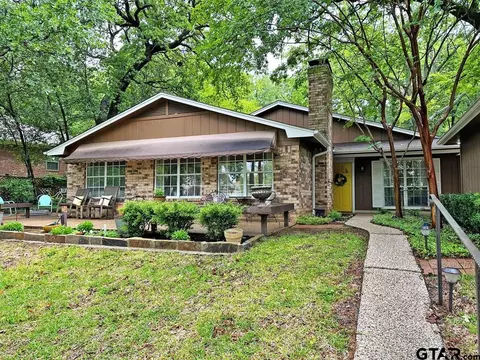 527 Hideaway Ln E, Hideaway, TX 75771 photo 3