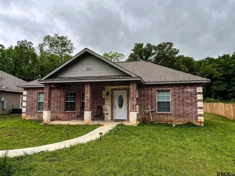 1405 E 9th, Mount Pleasant, TX 75455 photo 1