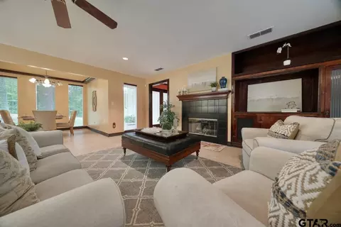 1701 Pineview Ln, Hideaway, TX 75771 photo 9