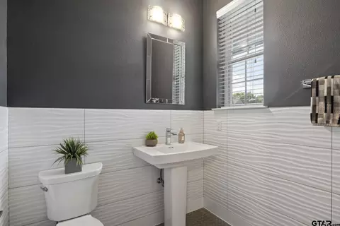 204 Devonshire, Mount Pleasant, TX 75455 photo 28