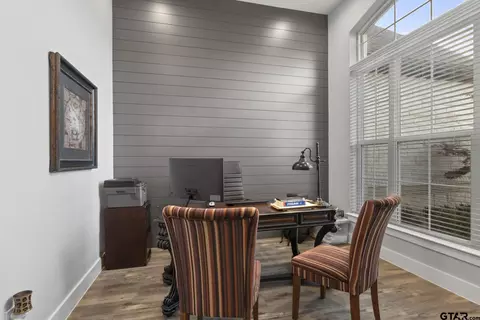 204 Devonshire, Mount Pleasant, TX 75455 photo 4